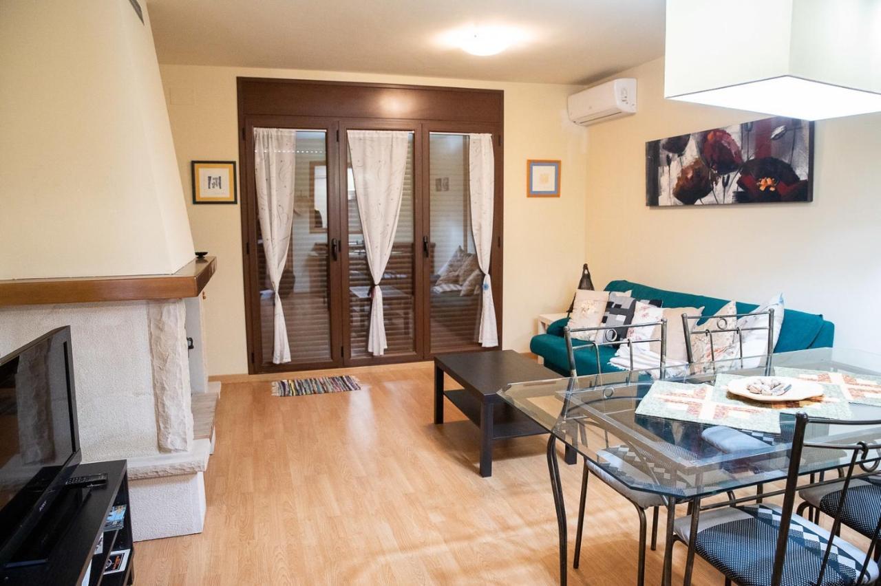 Apartaments Espai D'Ахер Екстер'єр фото