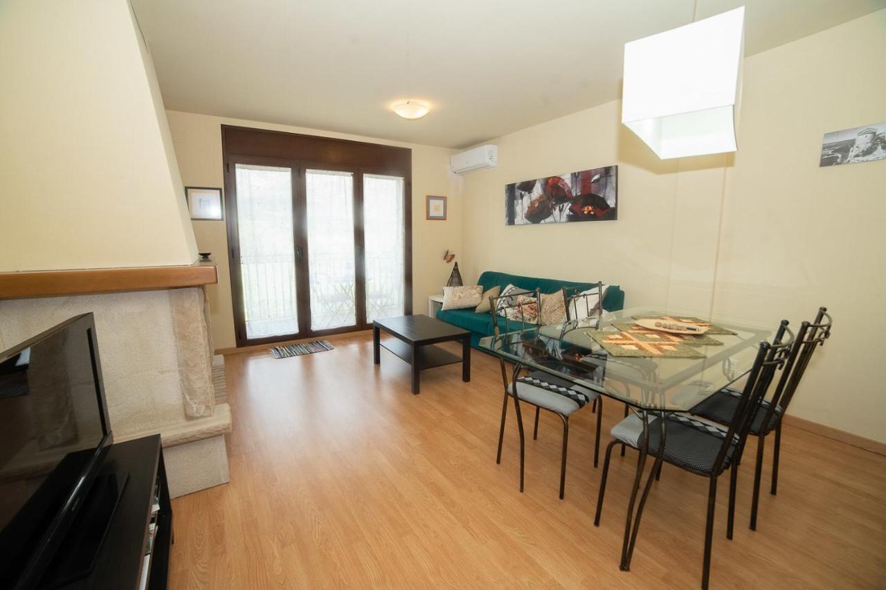 Apartaments Espai D'Ахер Екстер'єр фото